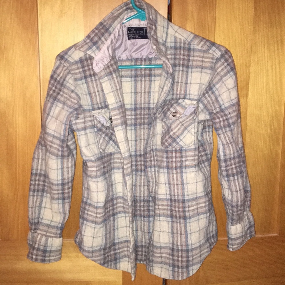 Small women’s/men’s cozy flannel